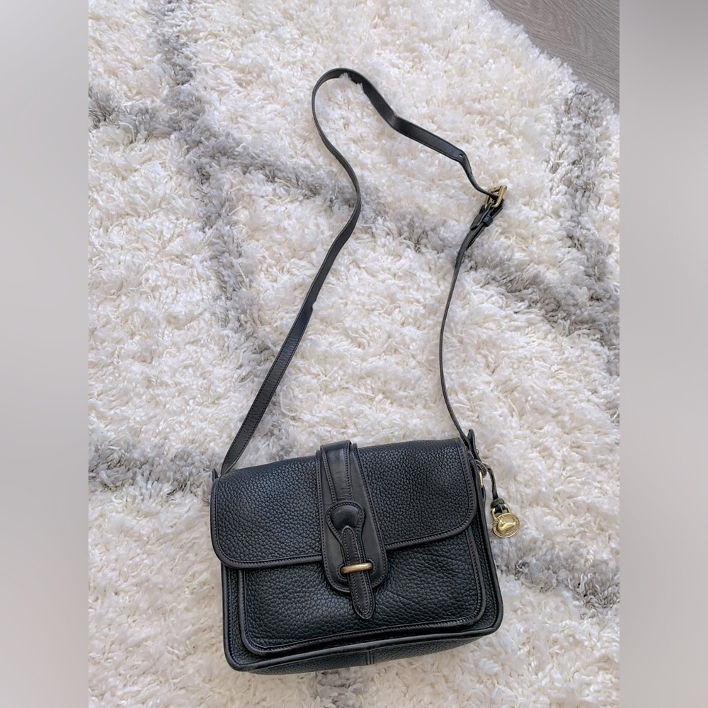 1980s Black Dooney & Bourke Crossbody bag. - Black